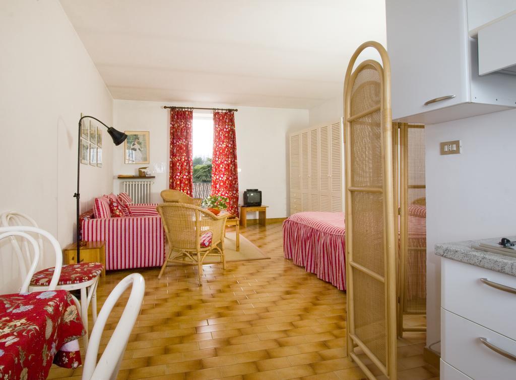 Agriturismo Il Torrione ピネローロ 部屋 写真