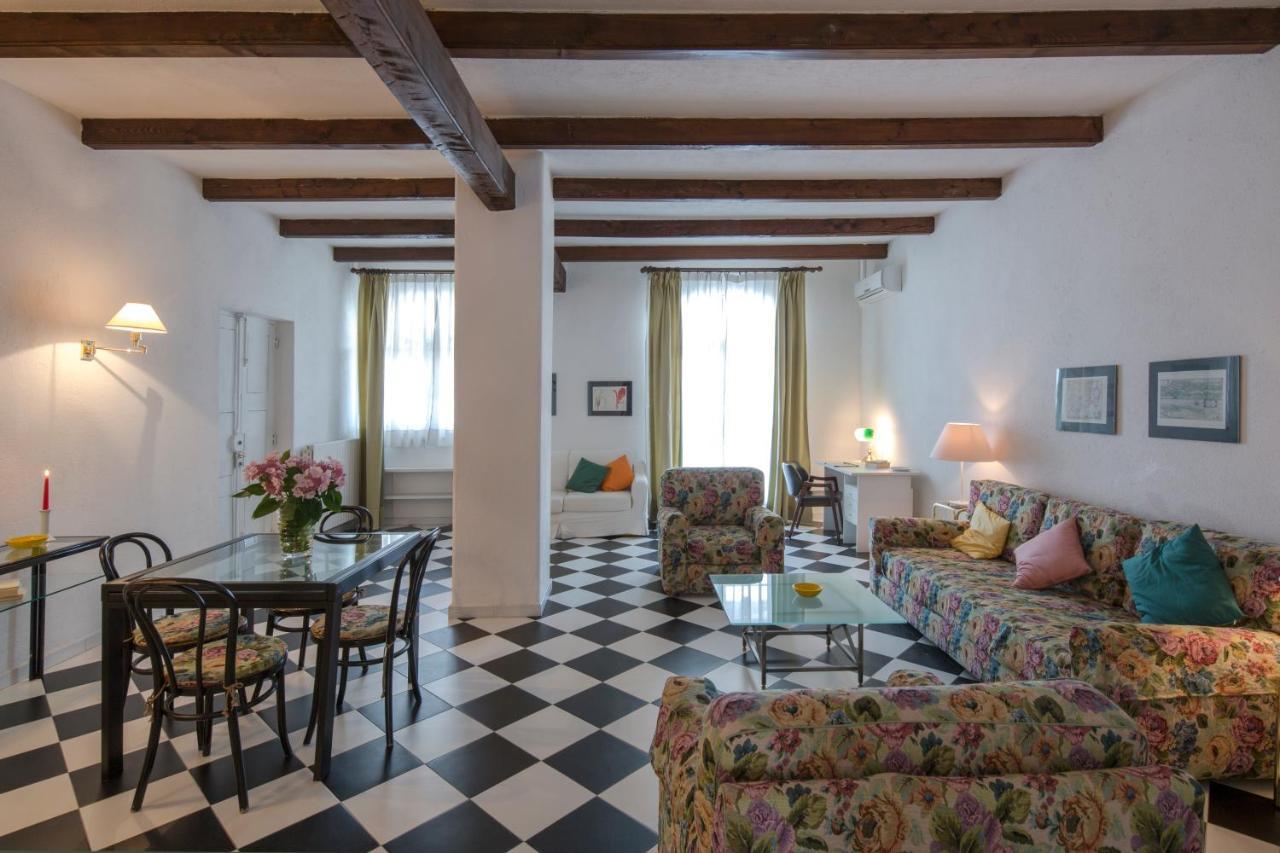 Agriturismo Il Torrione ピネローロ エクステリア 写真